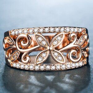 💞 Hollow Crystal Luxury Rose Gold Vintage Flower Ring for Women, VIP050